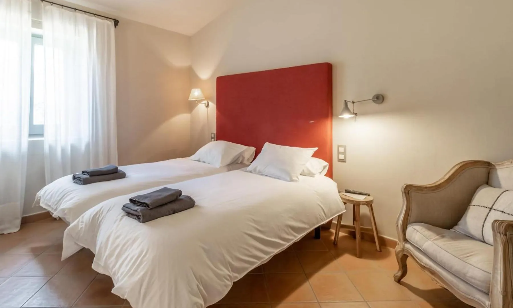 Masia Exclusiva En El Baix Emporda Monells 0*,  Spanien